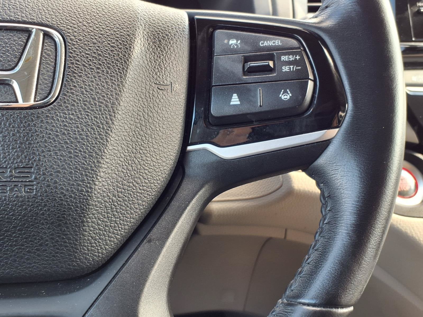 2025 Honda Odyssey EX-L - Photo 16