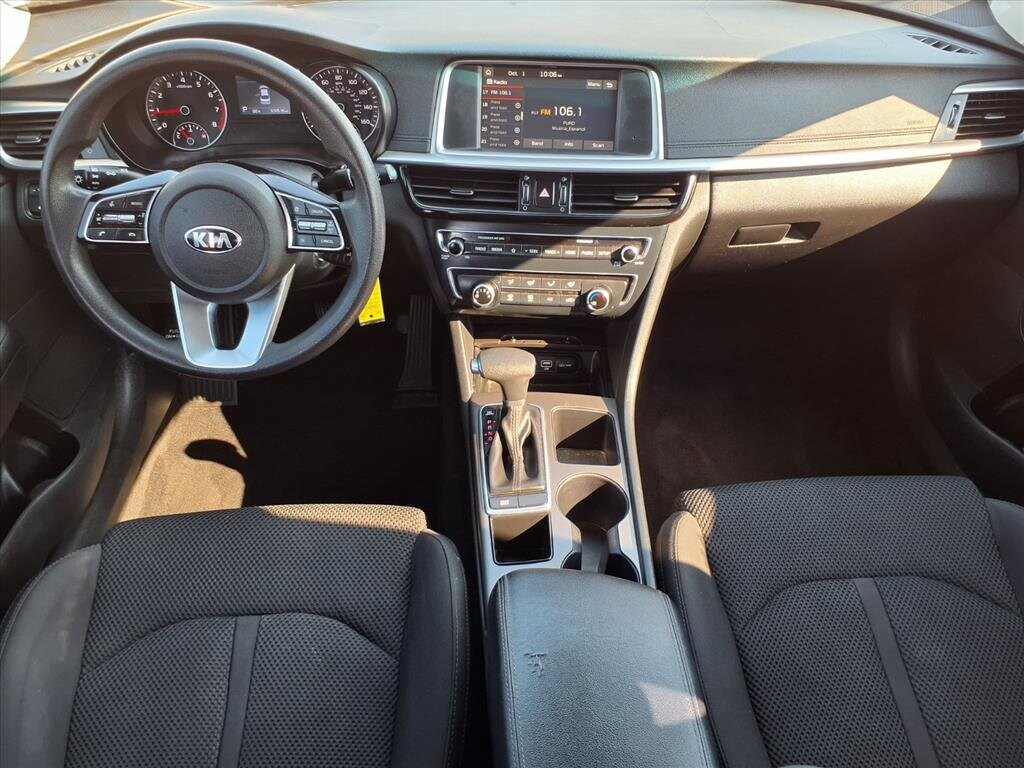 2019 Kia Optima LX S photo 3