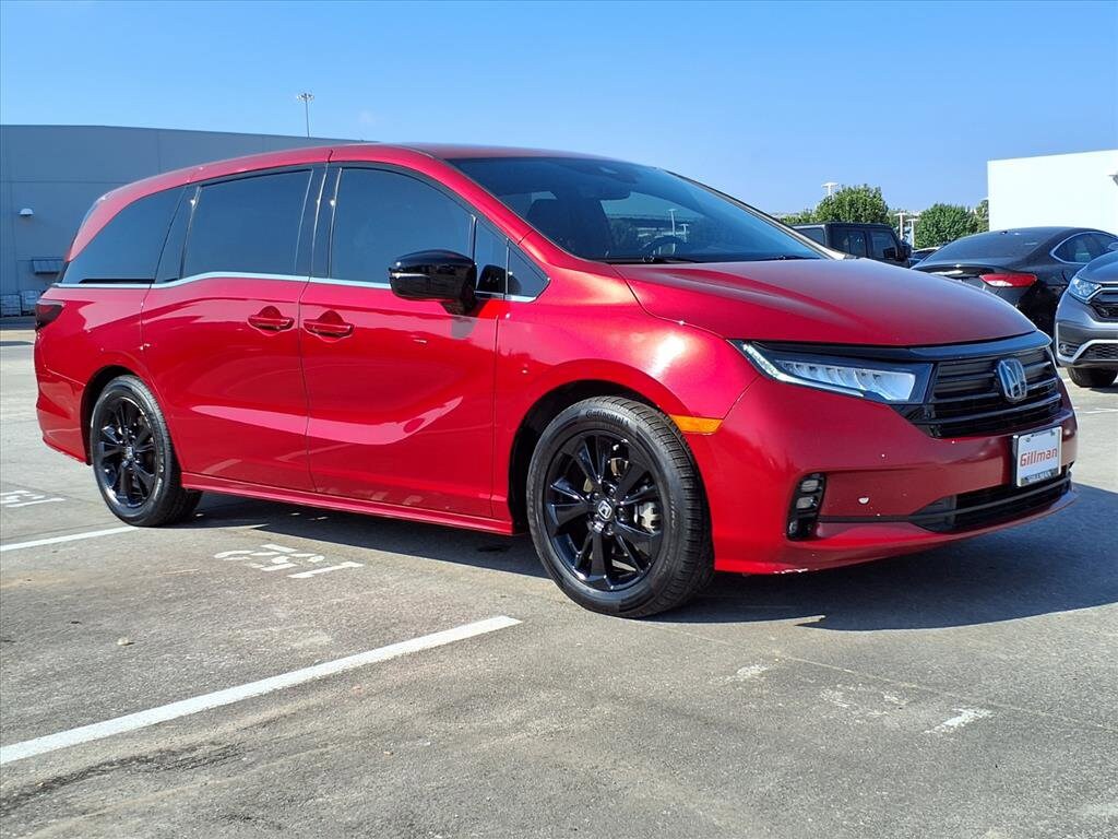 2023 Honda Odyssey Sport photo 2
