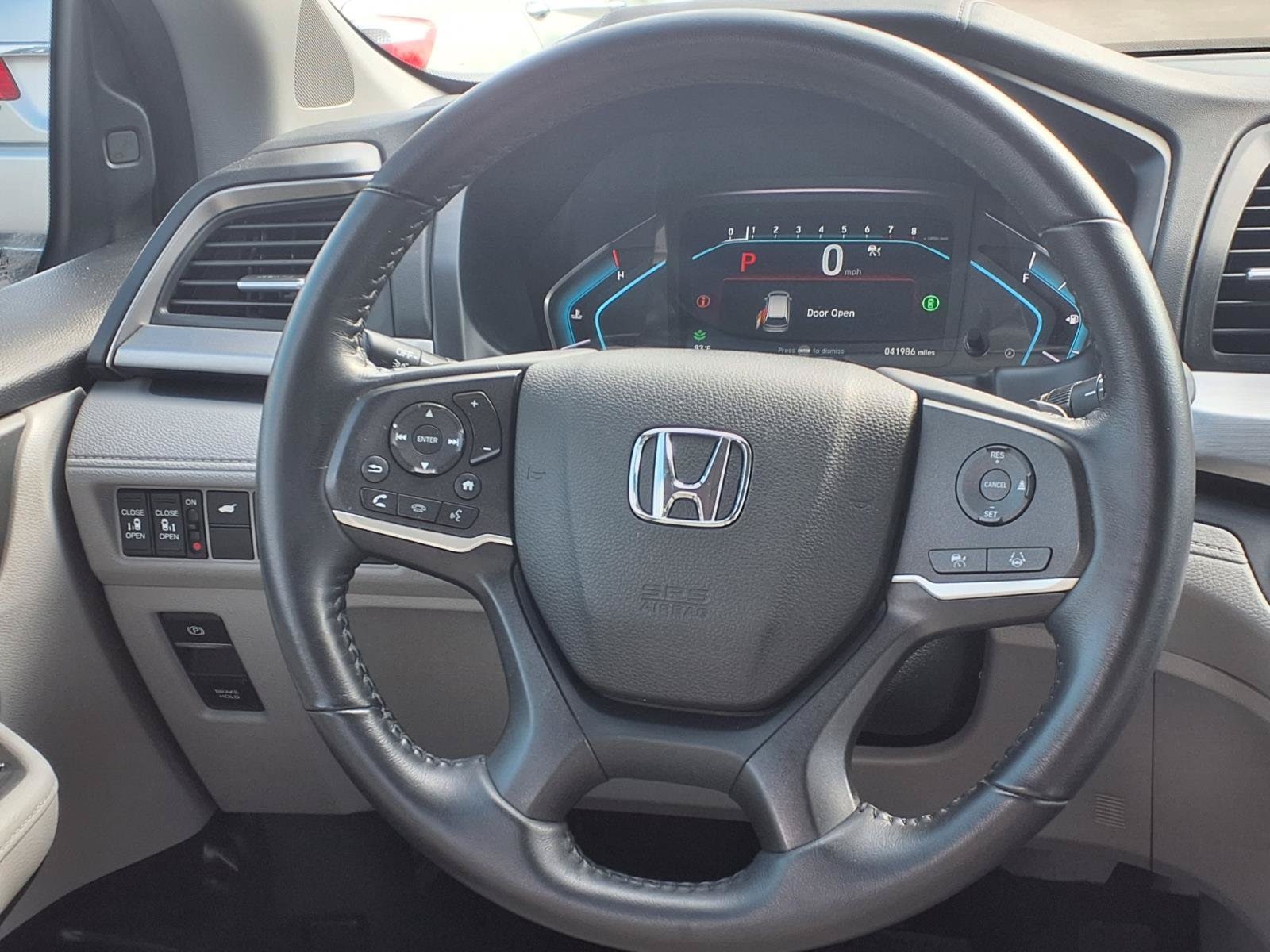2024 Honda Odyssey EX-L - Photo 15