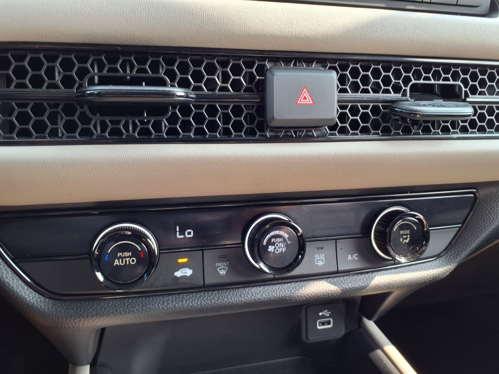 2025 Honda HR-V LX - Photo 7