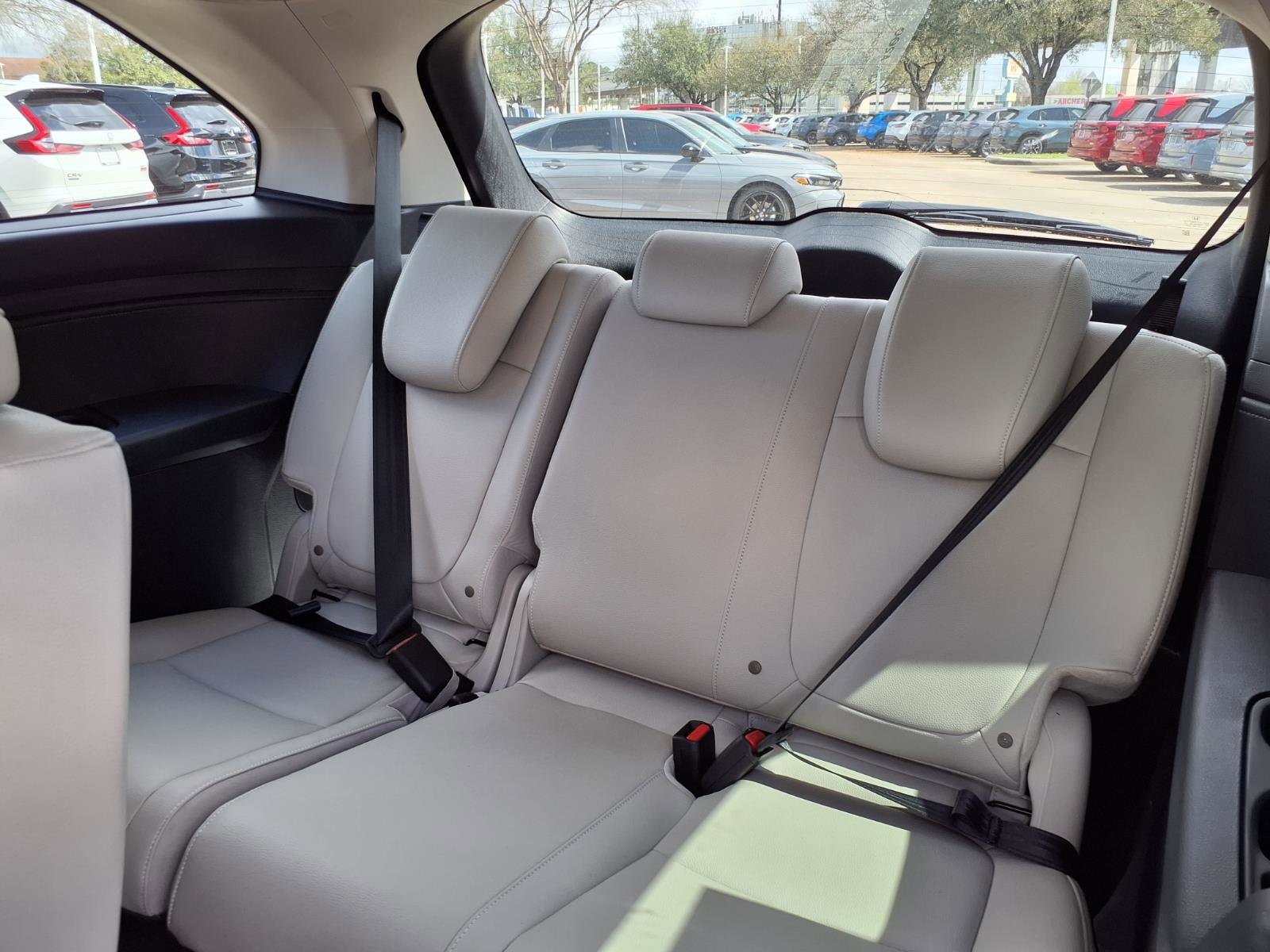2026 Honda Odyssey EX-L - Photo 13