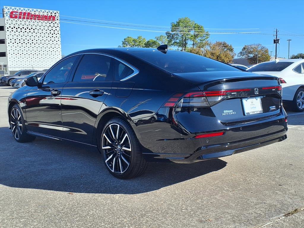 2025 Honda Accord Touring photo 3