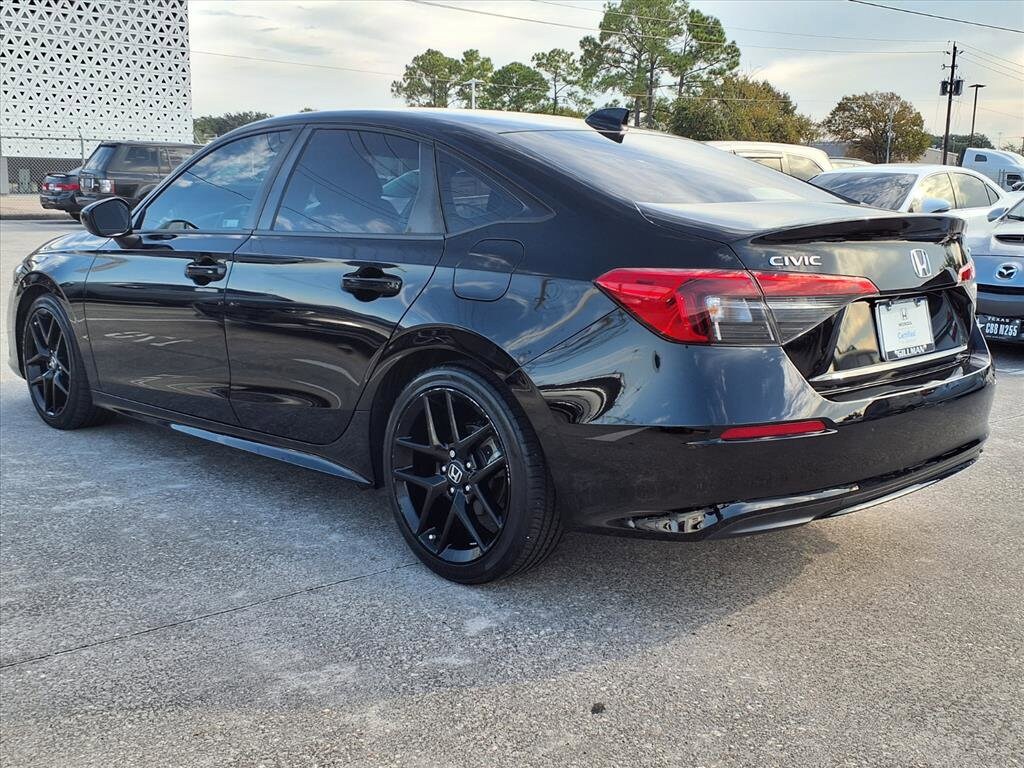 2022 Honda Civic Sport photo 3
