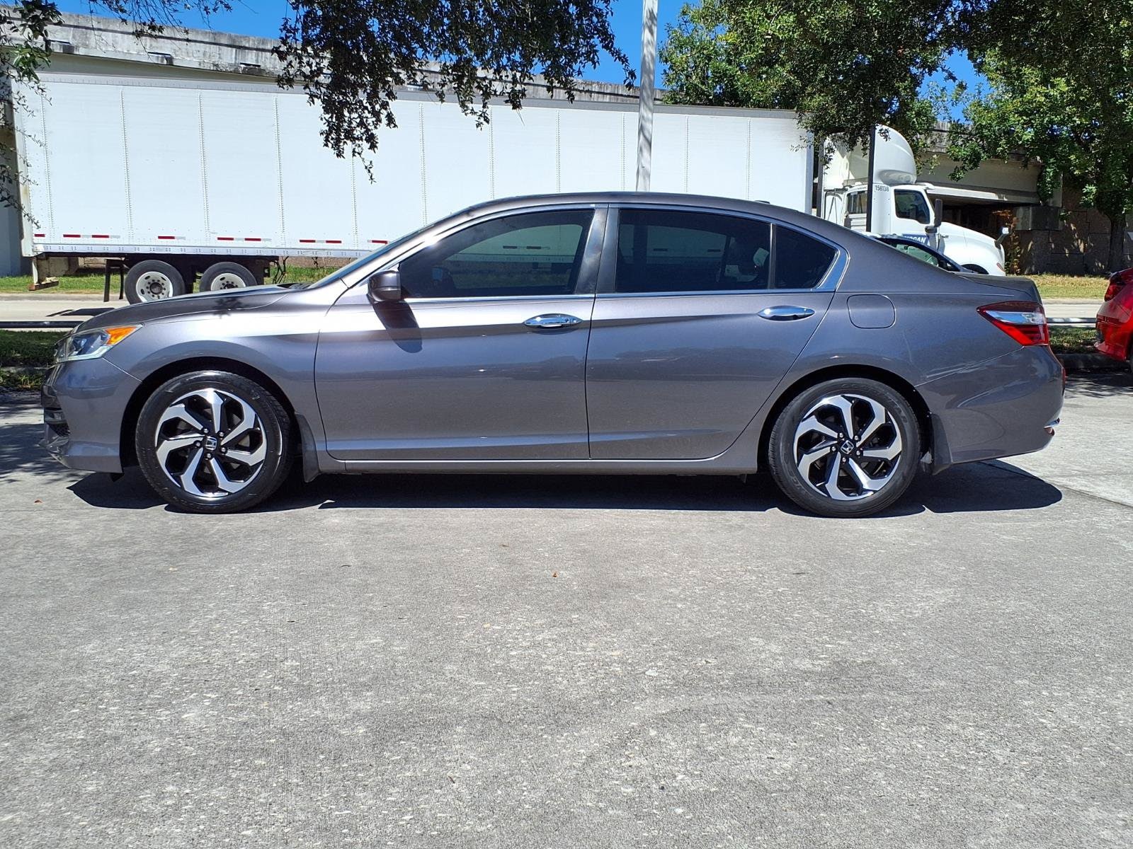 2016 Honda Accord EX-L - Photo 23