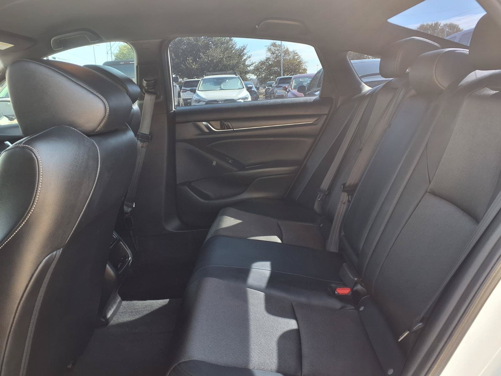 2022 Honda Accord Sport - Photo 18