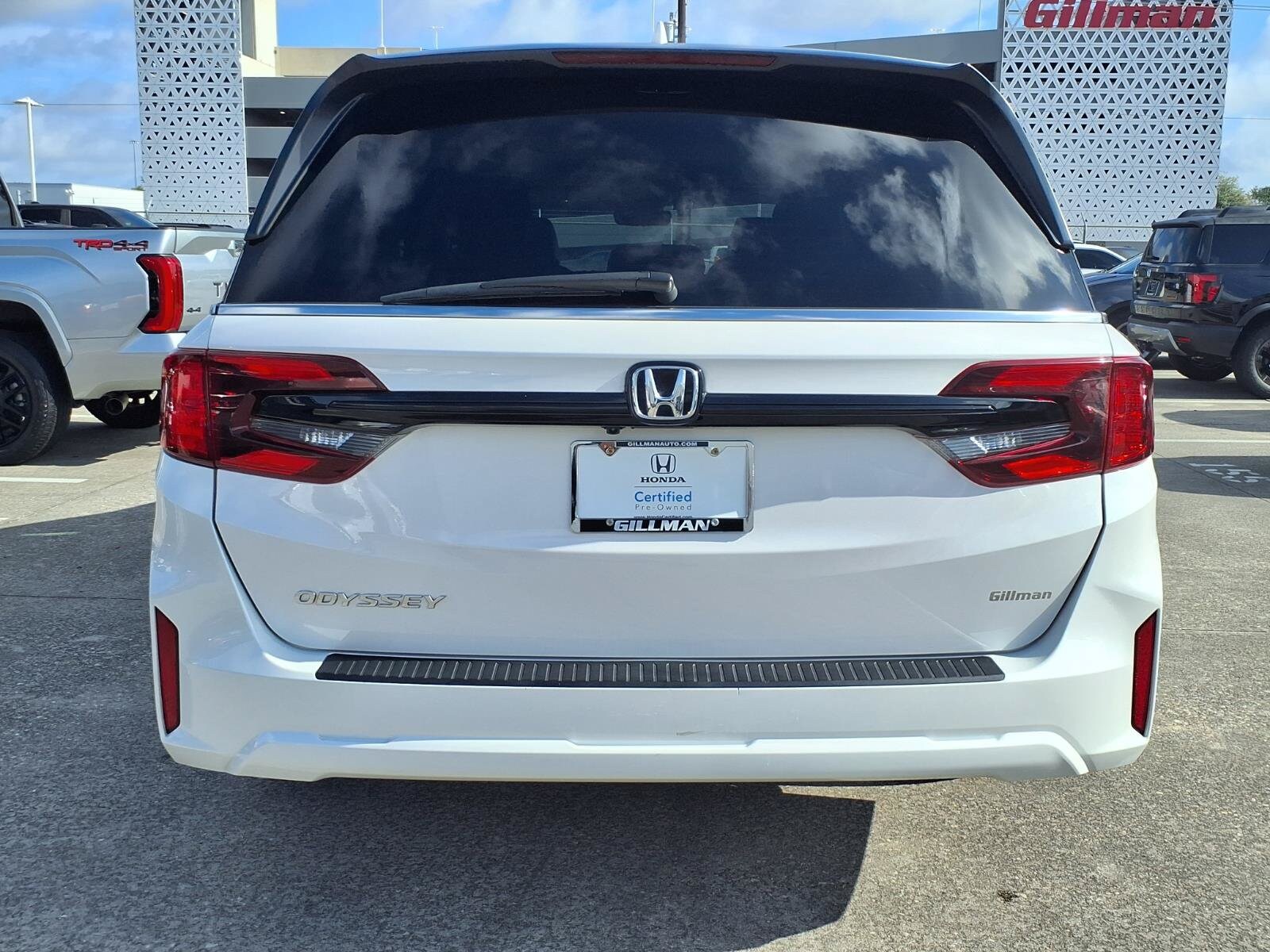 2025 Honda Odyssey EX-L - Photo 25