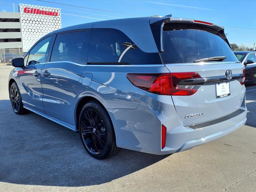 2025 Honda Odyssey - Image 3