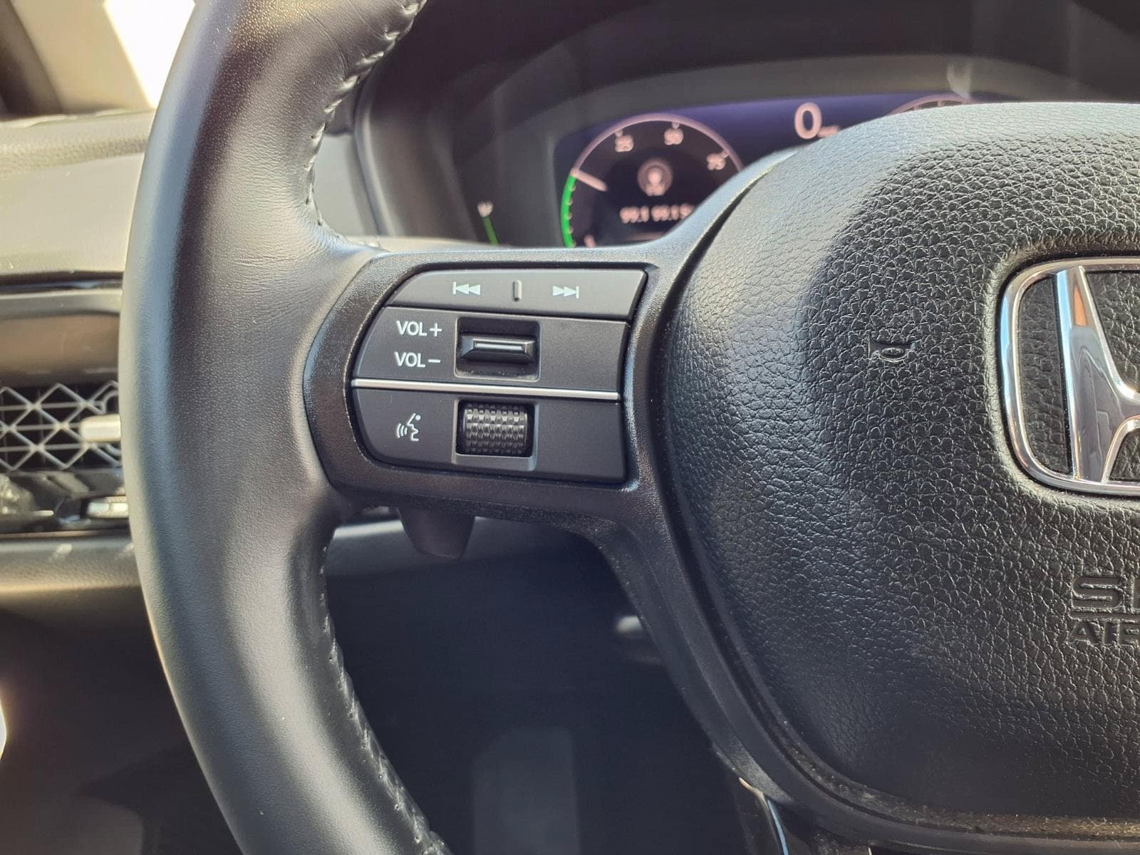 2024 Honda Accord Hybrid EX-L - Photo 15
