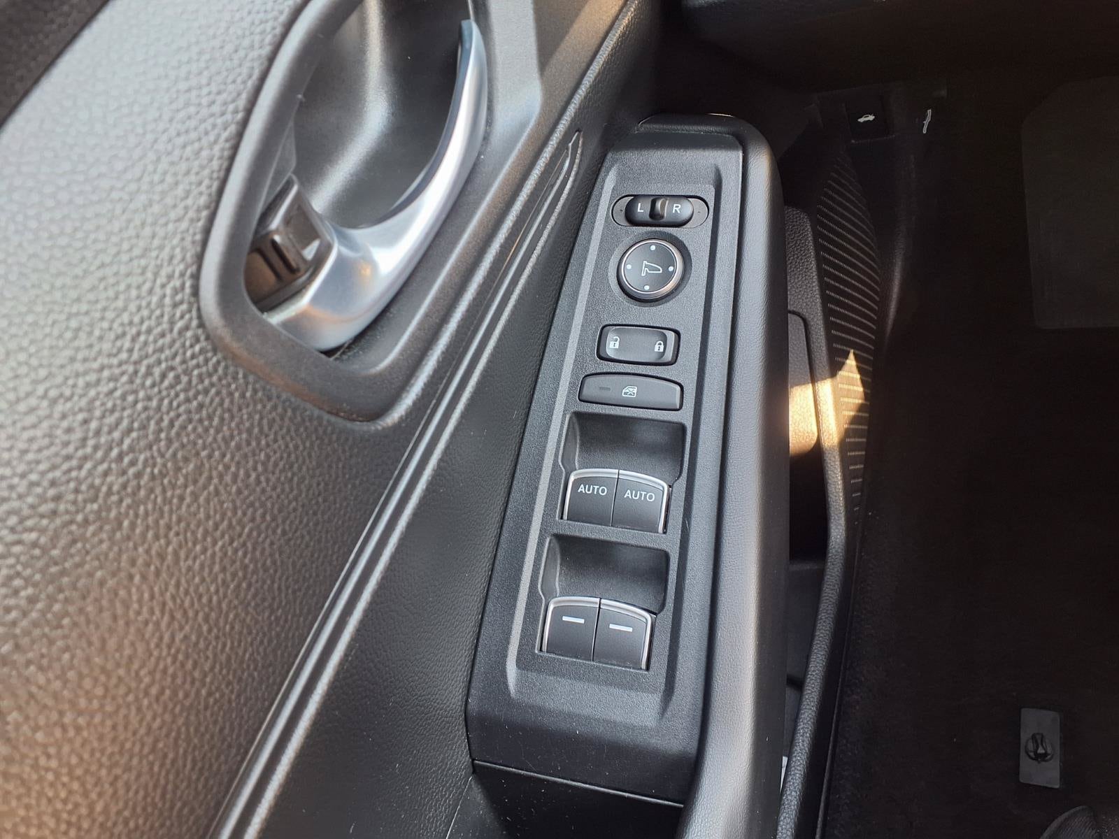 2024 Honda Accord LX - Photo 9