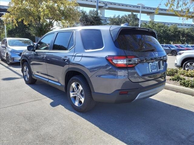 2025 Honda Pilot EX-L photo 2