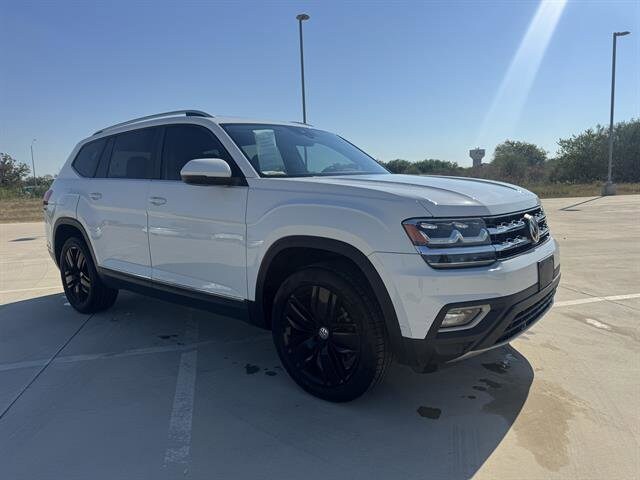 2019 Volkswagen Atlas V6 SEL photo 2