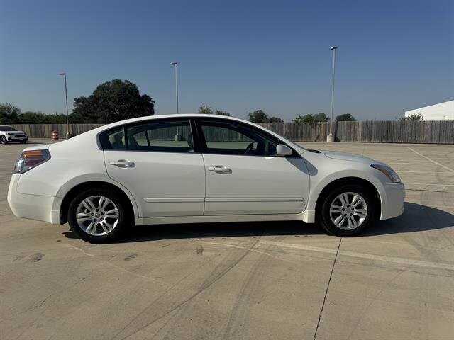 2012 Nissan Altima 2.5 S photo 4
