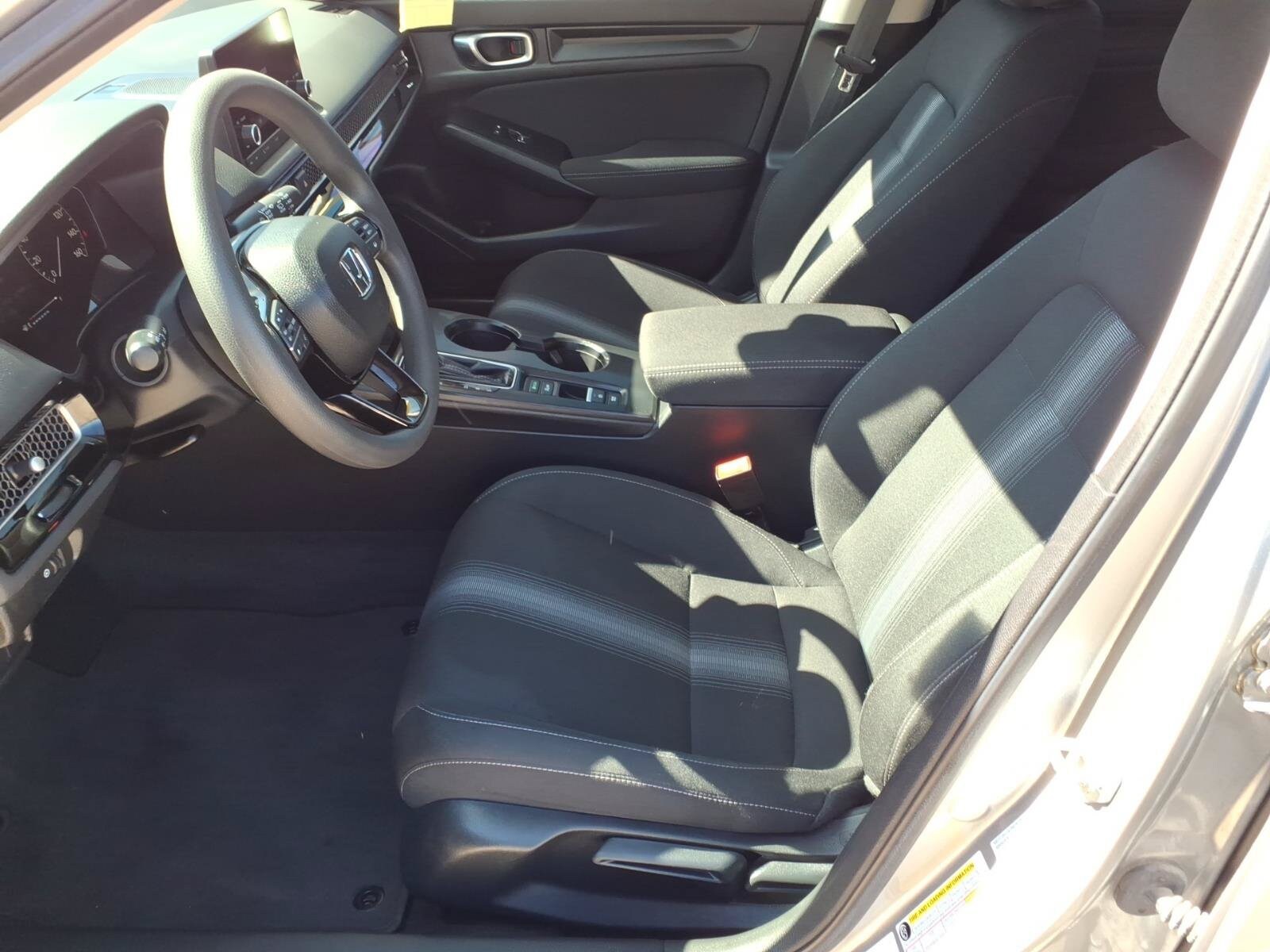 2023 Honda Civic Hatchback LX - Photo 16