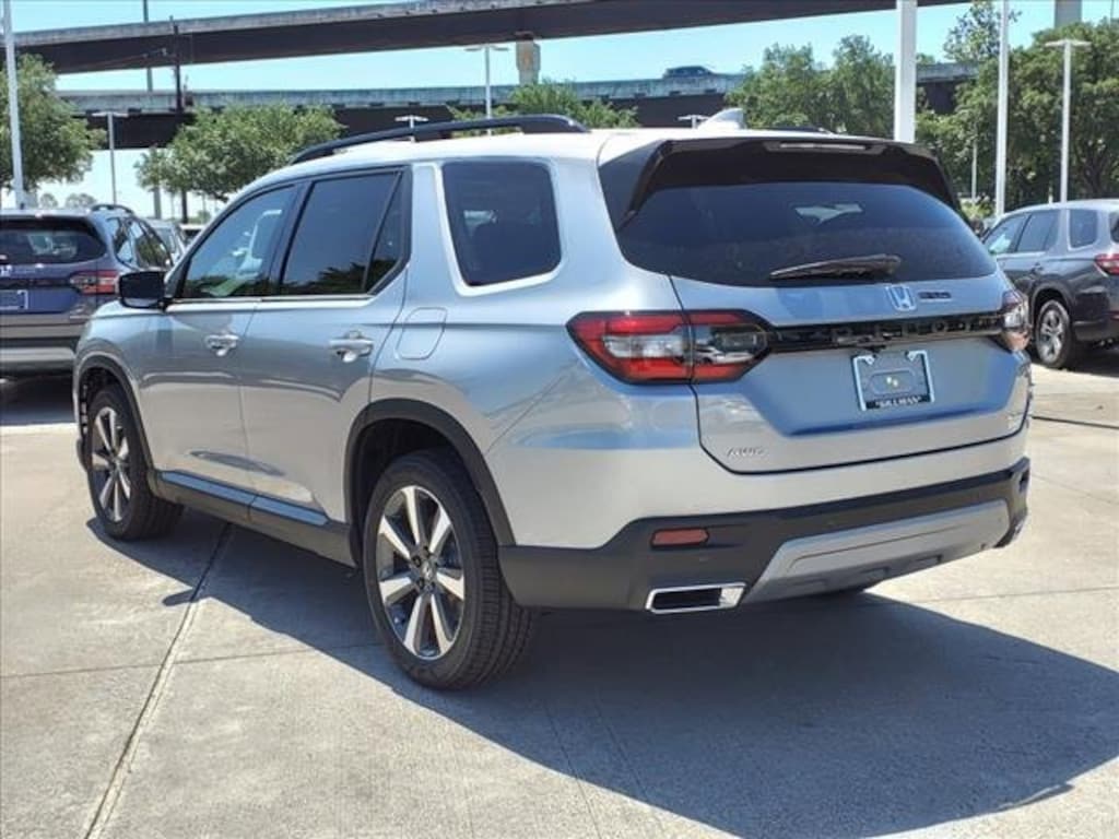 New 2025 Honda Pilot Touring SUV
