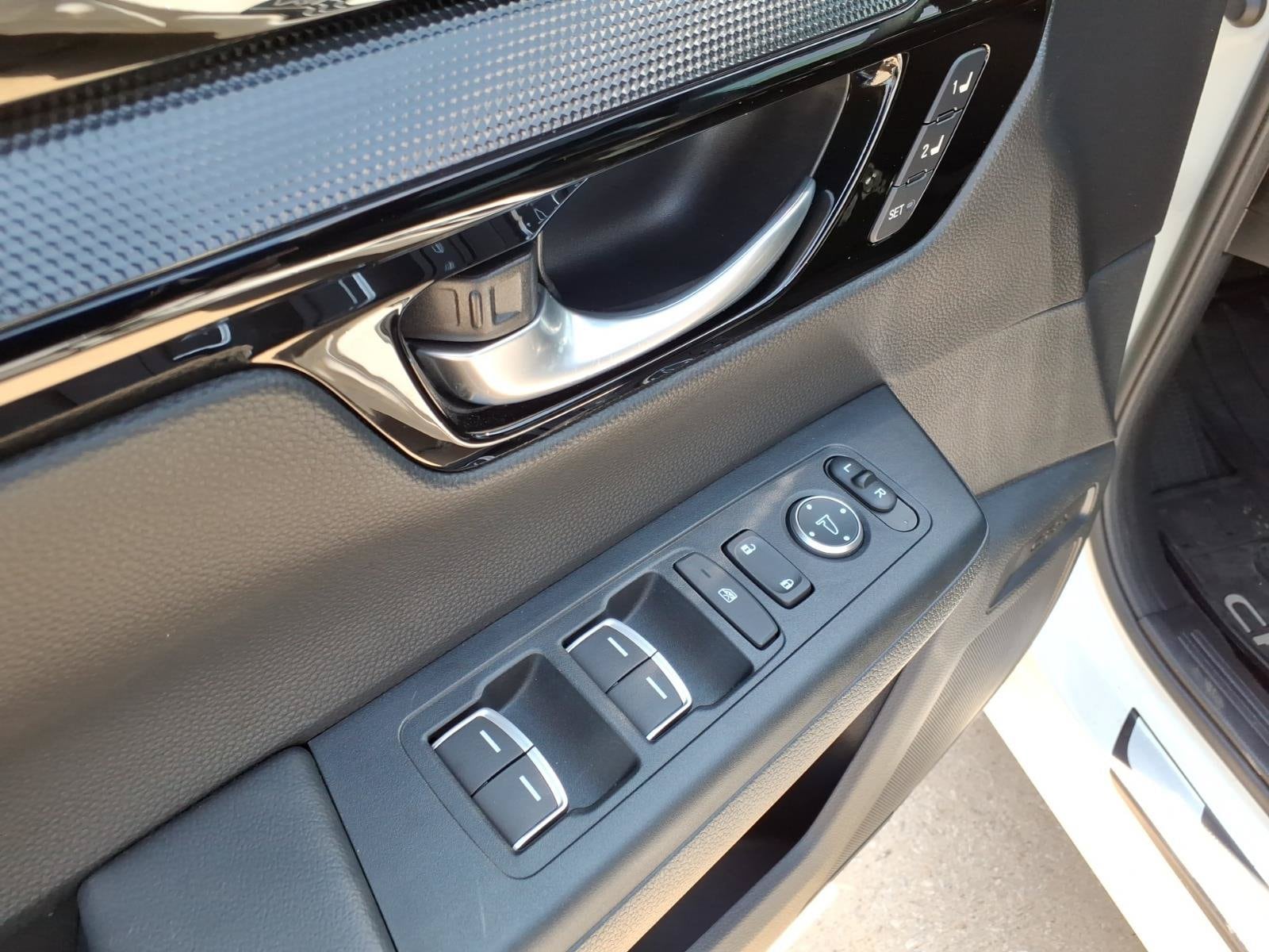 2024 Honda CR-V Sport Touring - Photo 20