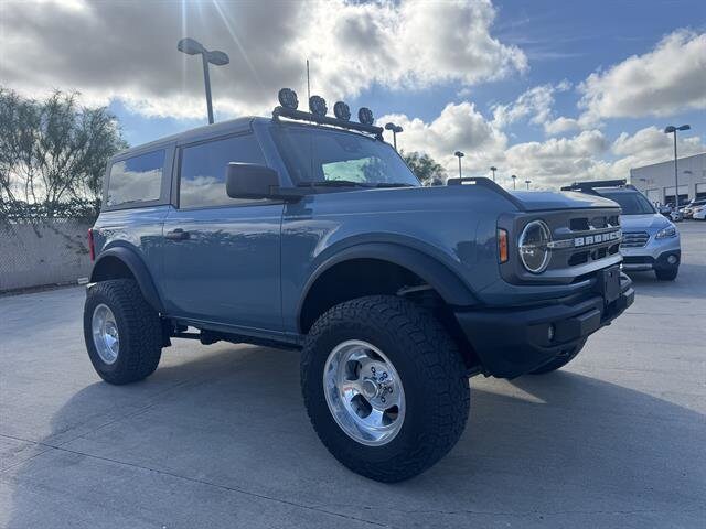 2021 Ford Bronco Outer Banks photo 3