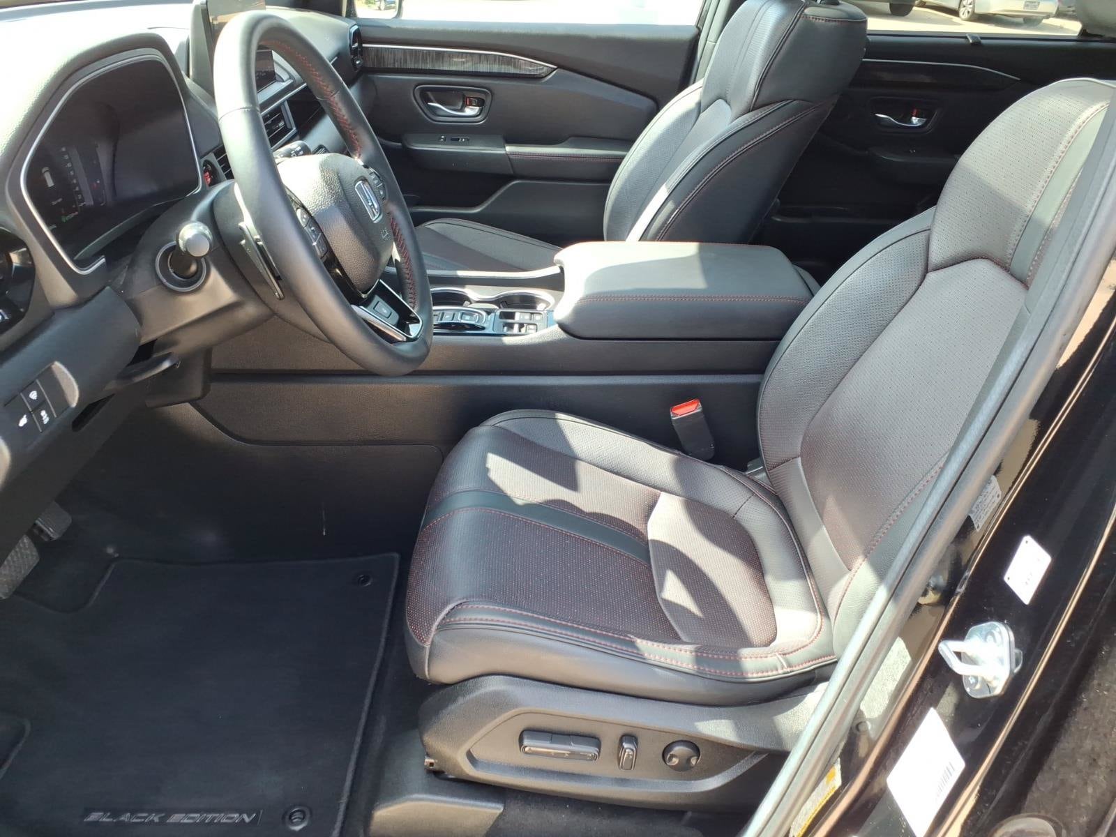 2025 Honda Pilot Black Edition - Photo 18