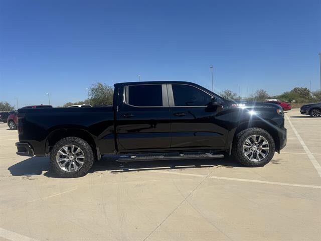 2019 Chevrolet Silverado 1500 RST photo 2