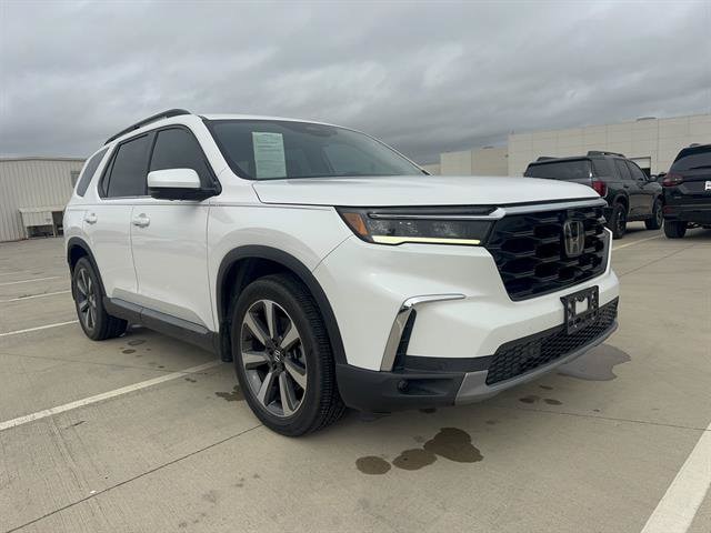2023 Honda Pilot Elite - Photo 3