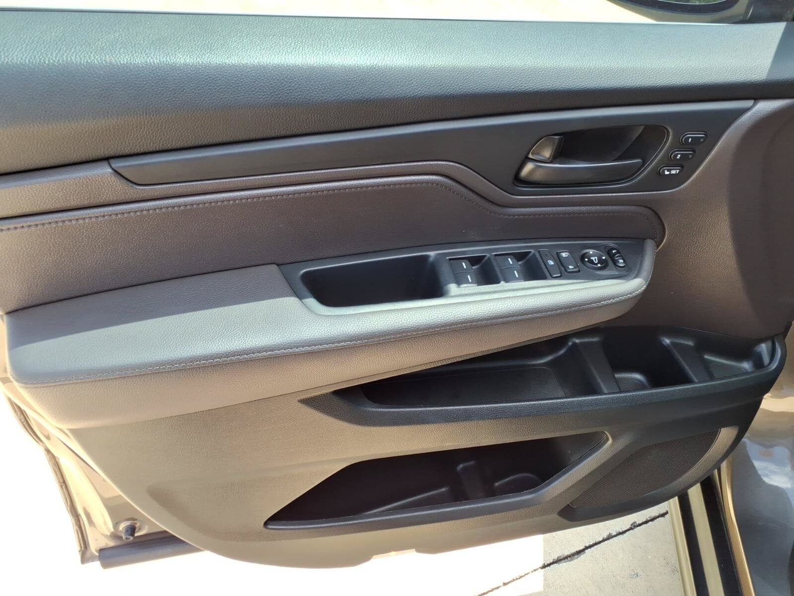 2021 Honda Odyssey EX-L - Photo 18