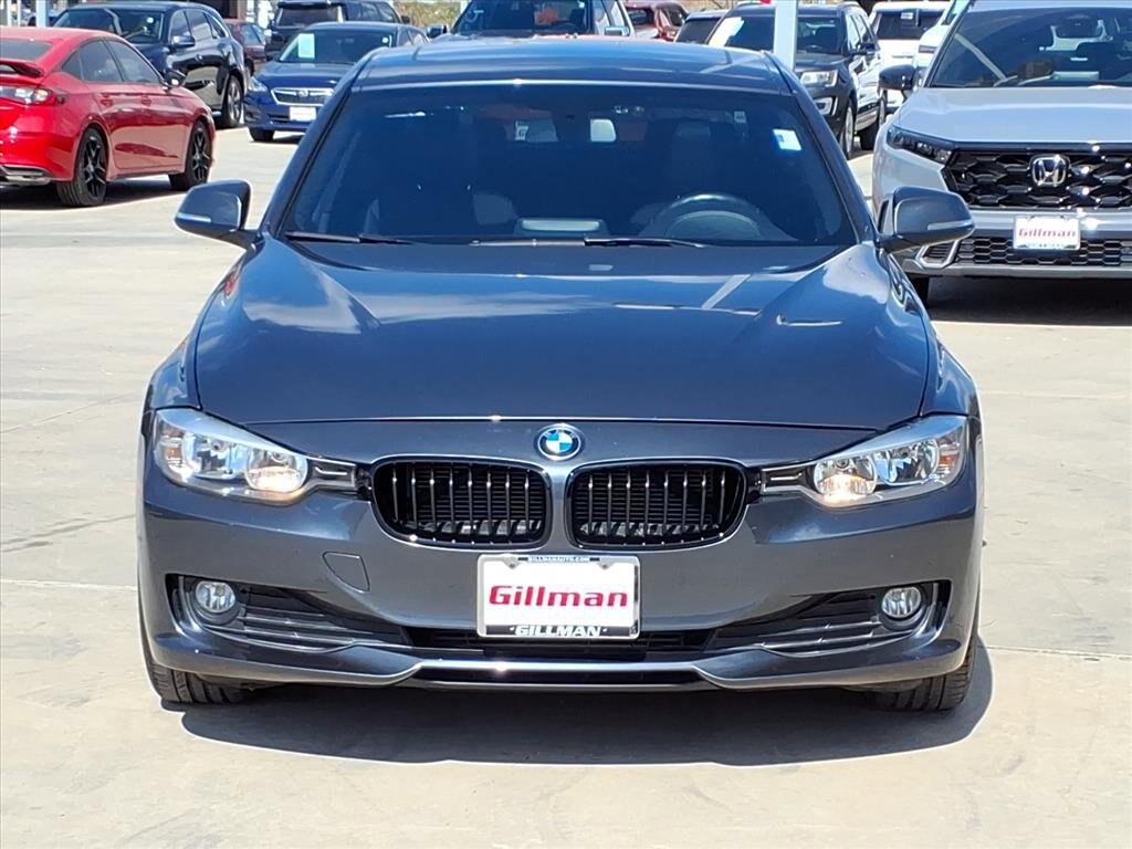 2015 Bmw 320i Sedan photo 2