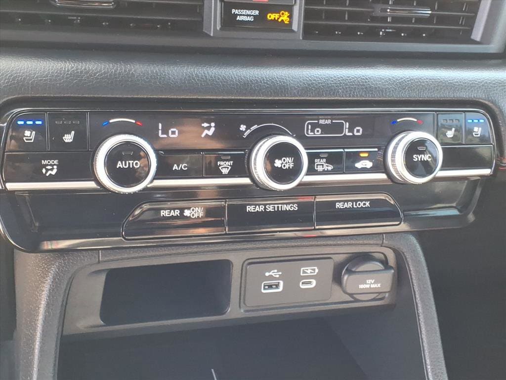 2025 Honda Pilot Black Edition - Photo 23