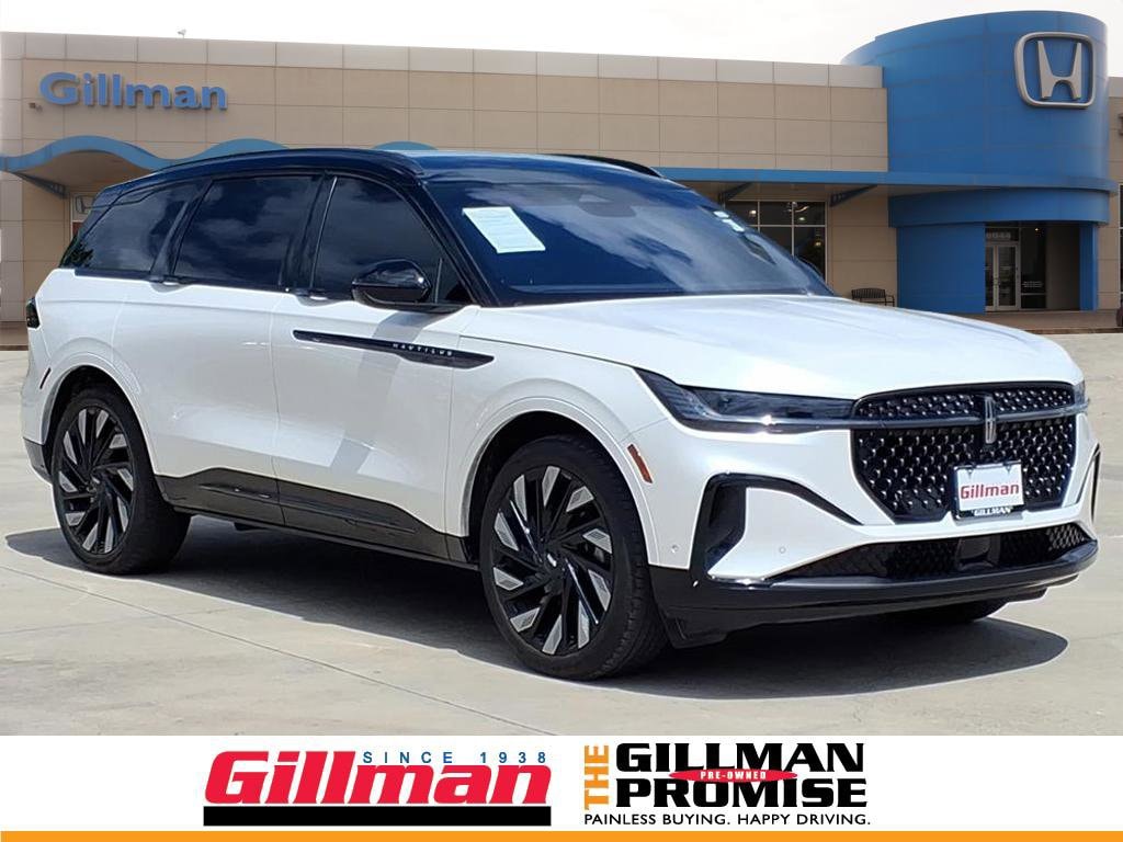 2024 Lincoln Nautilus Reserve AWD's photo