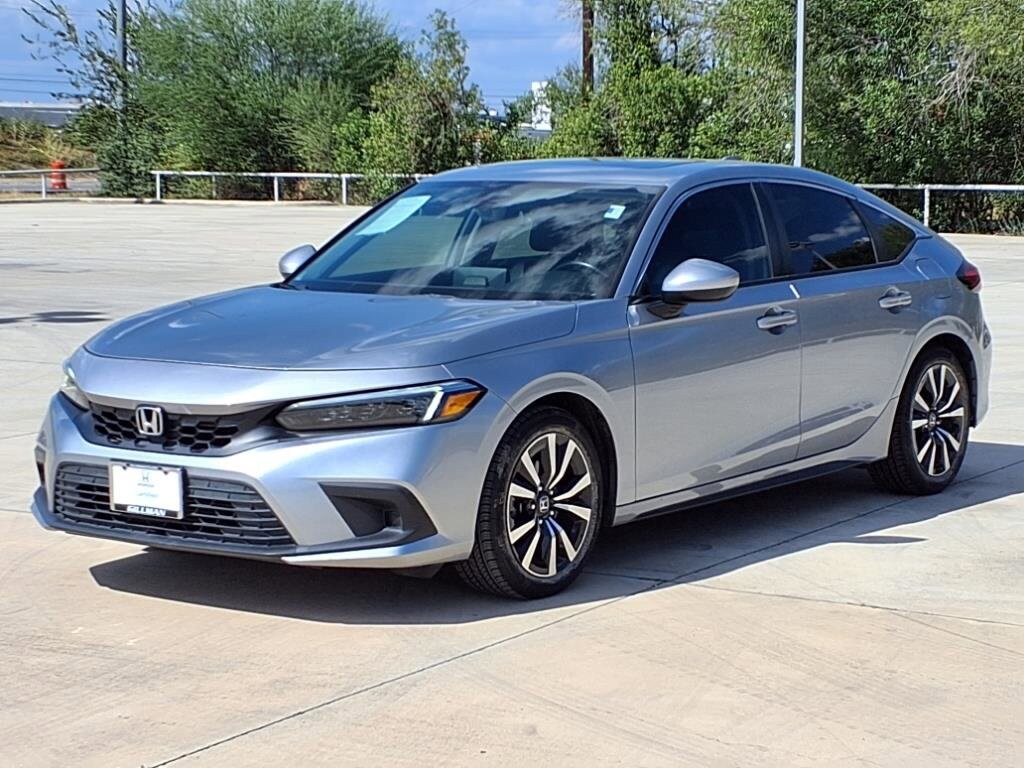 2022 Honda Civic EX-L Hatchback photo 3