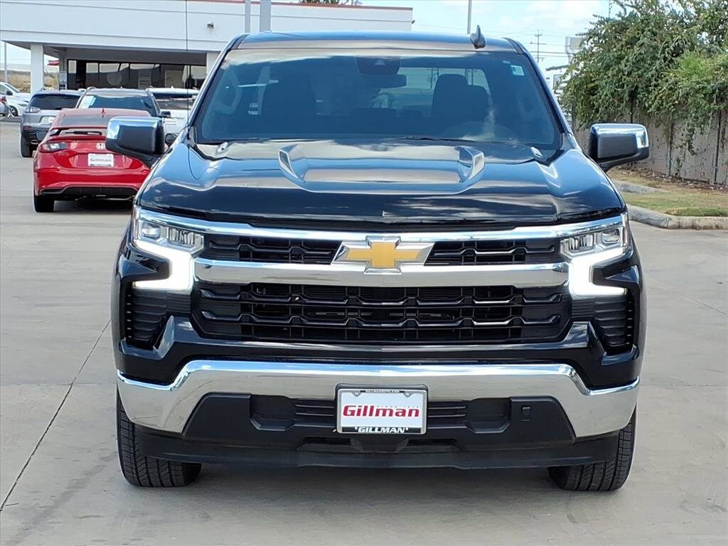 2025 Chevrolet Silverado 1500 photo 2