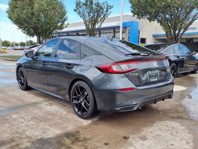 2025 Honda Civic Sport Hatchback photo 2