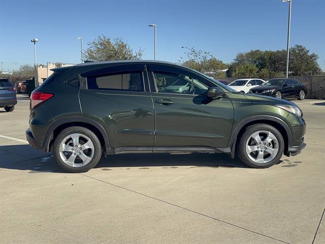 2016 Honda HR-V EX-L photo 4