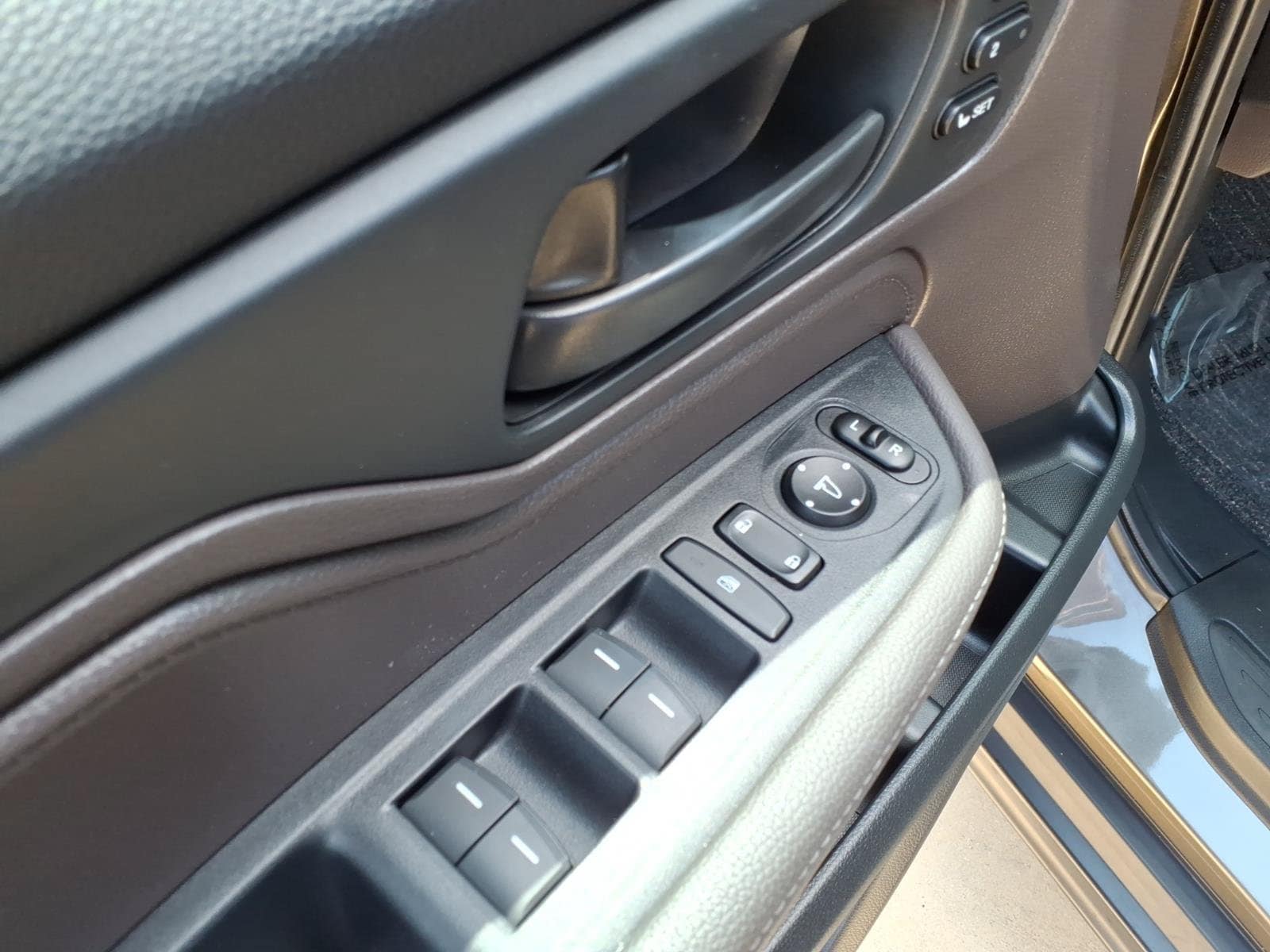 2021 Honda Odyssey EX-L - Photo 19