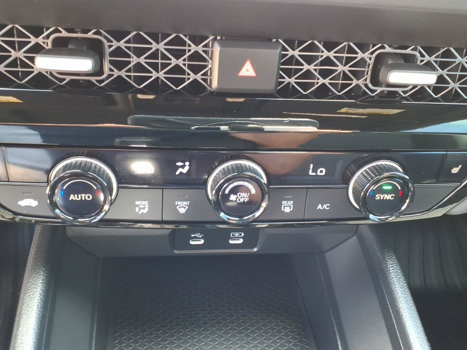 2024 Honda Accord Hybrid Sport-L - Photo 23