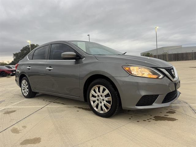 2017 Nissan Sentra S photo 3