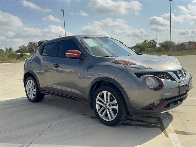 2015 Nissan Juke SL photo 3