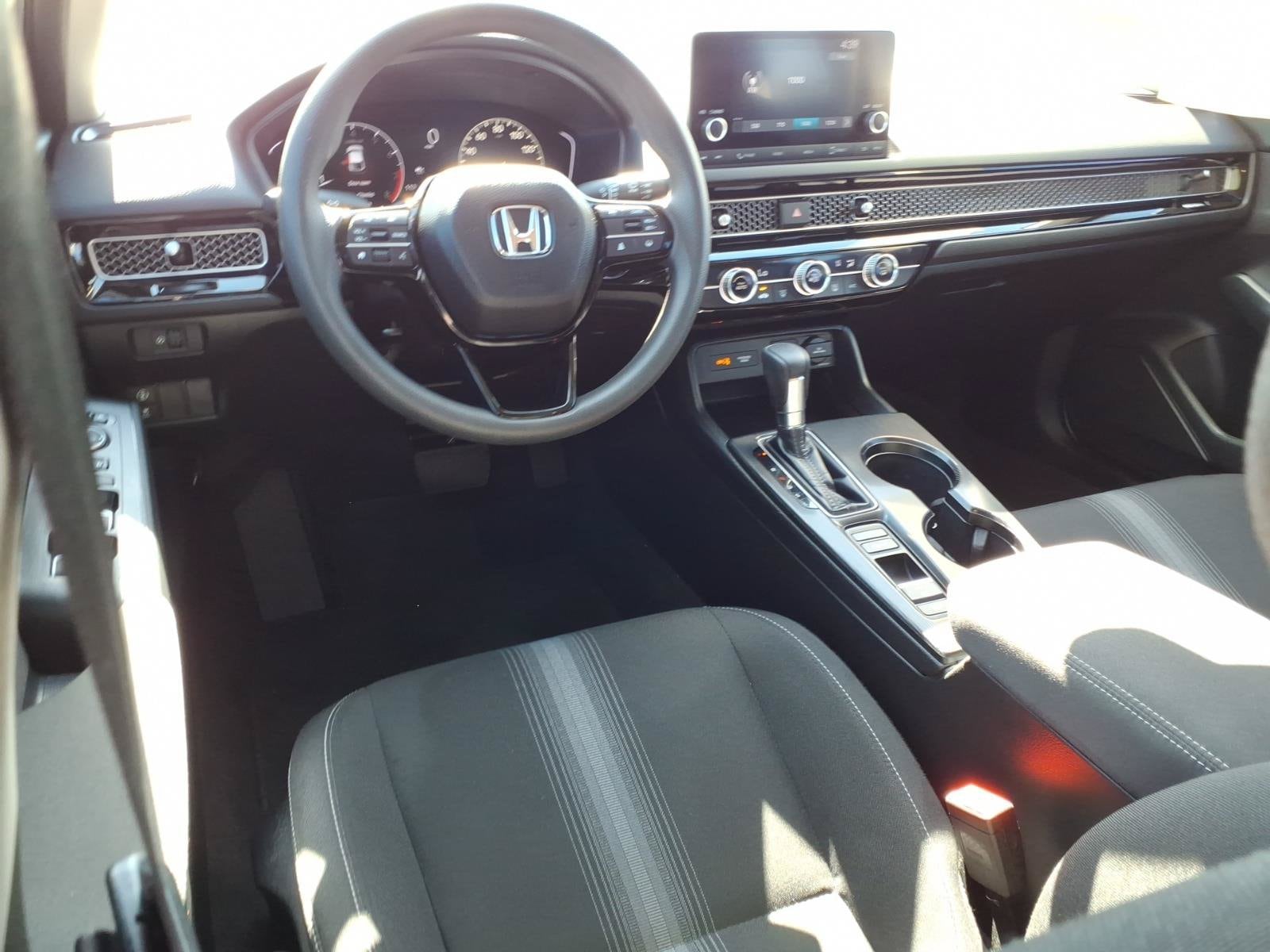 2023 Honda Civic Hatchback LX - Photo 15