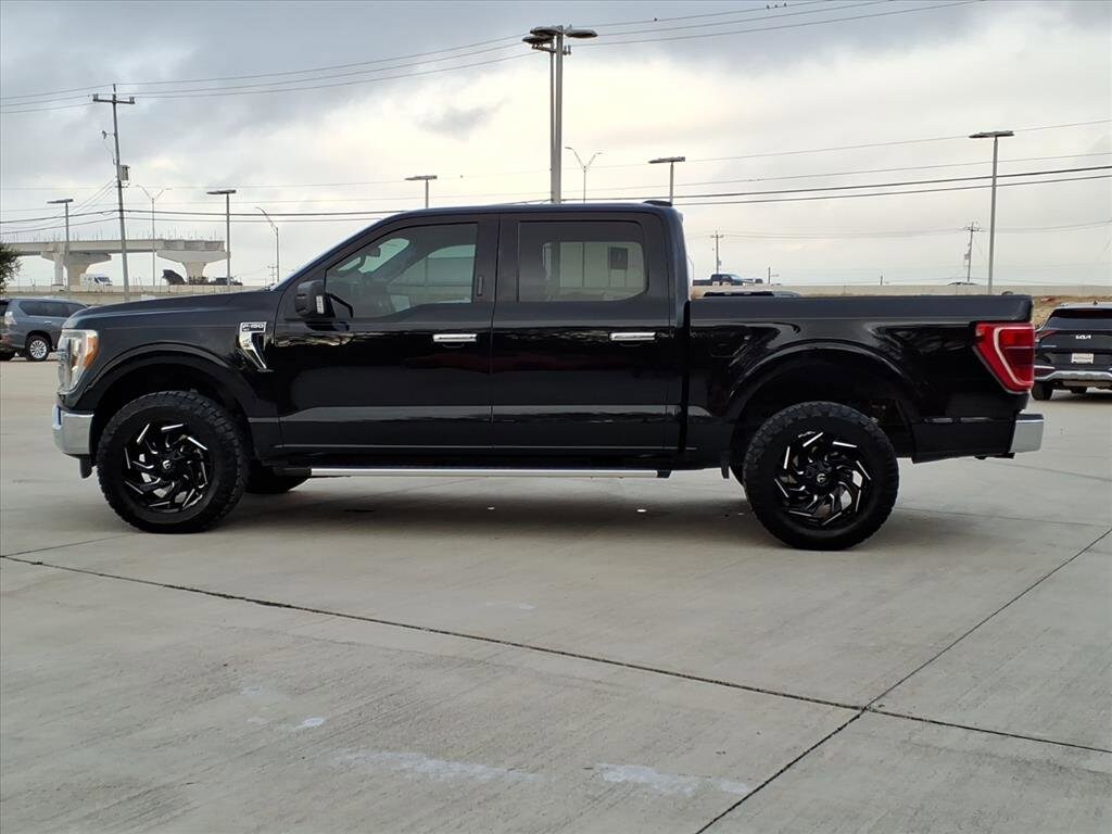 2022 Ford F-150 XL photo 3