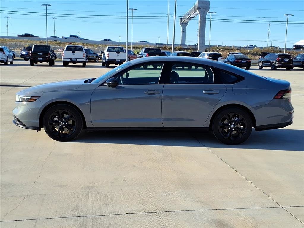 2025 Honda Accord SE photo 4