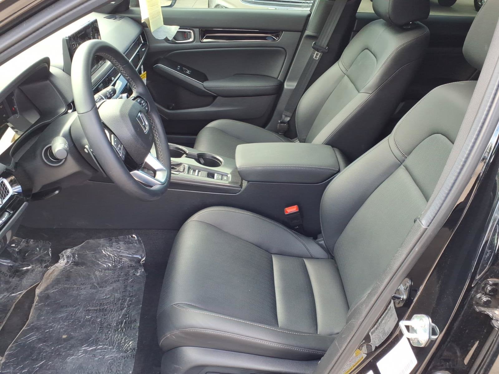 2026 Honda Civic Hatchback Sport Touring - Photo 18
