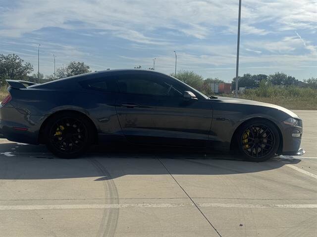 2018 Ford Mustang GT photo 4