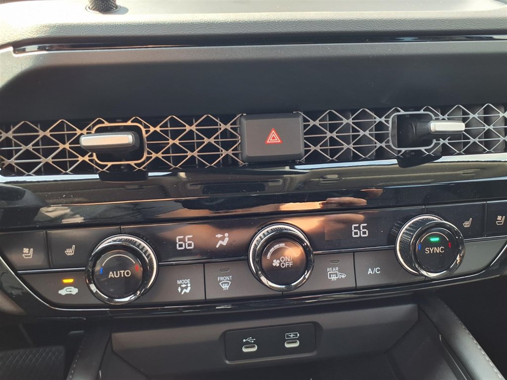 2026 Honda Accord Hybrid Touring - Photo 7