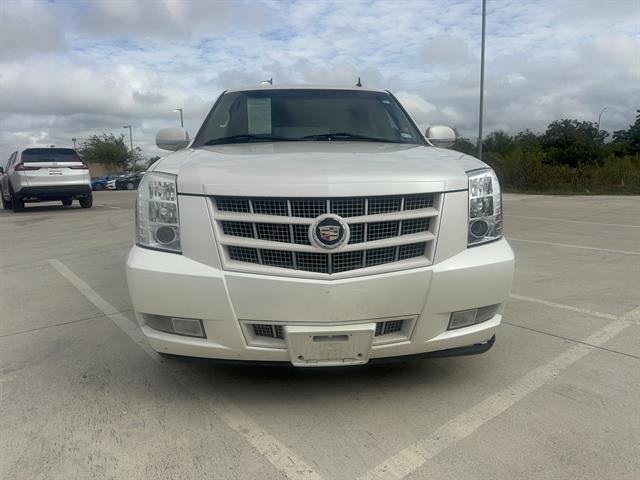 Used 2013 Cadillac Escalade ESV Premium with VIN 1GYS4JEF8DR164687 for sale in Schertz, TX