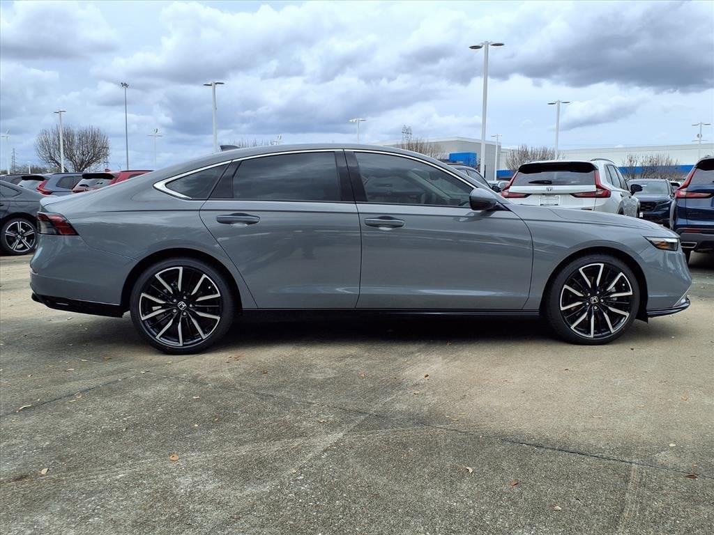 2026 Honda Accord Hybrid Touring - Photo 14
