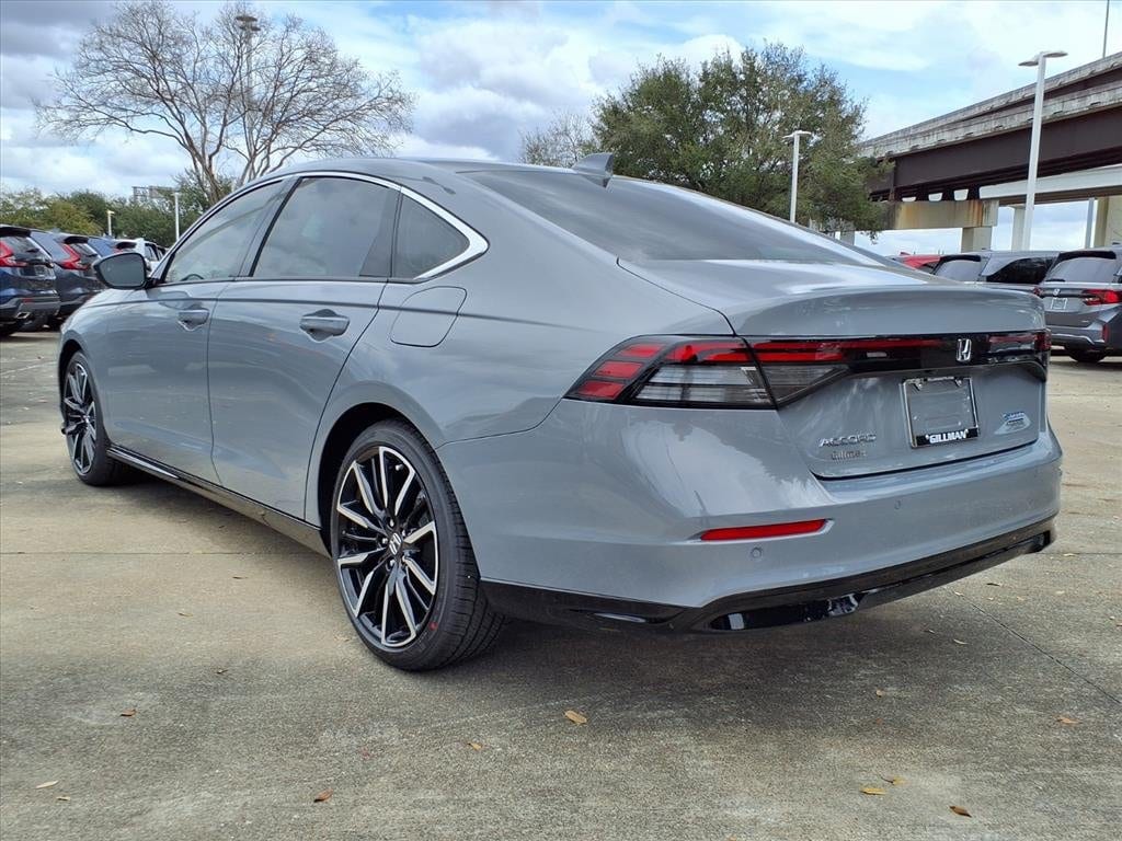 2026 Honda Accord Hybrid Touring - Photo 2