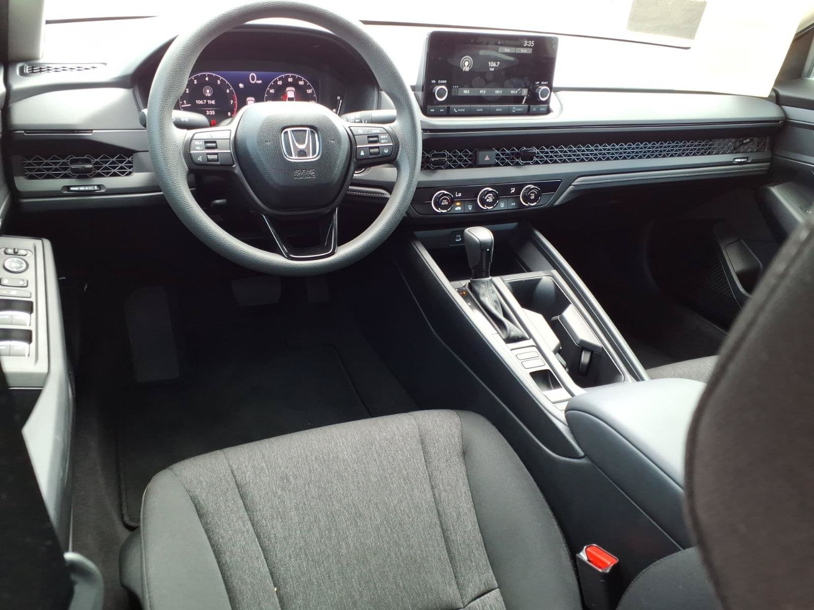2025 Honda Accord LX - Photo 15