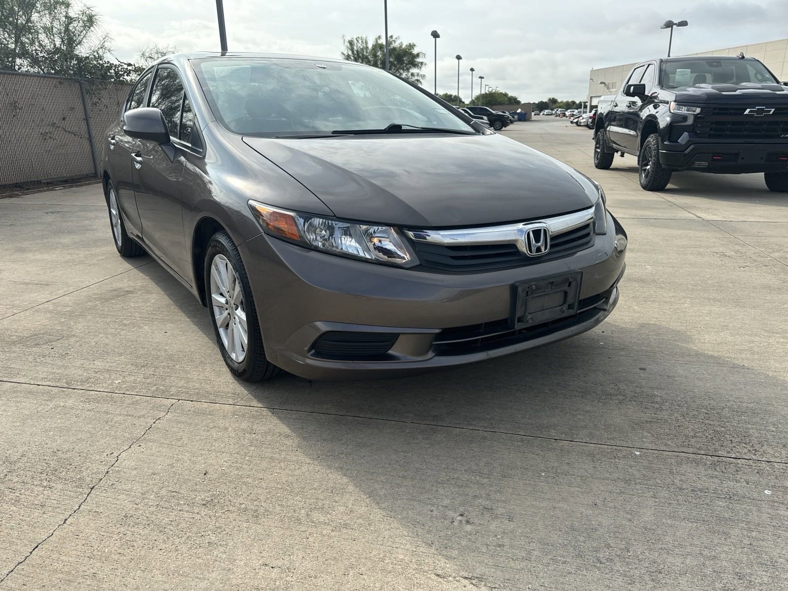 Used 2012 Honda Civic EX-L with VIN 2HGFB2F93CH515582 for sale in Selma, TX