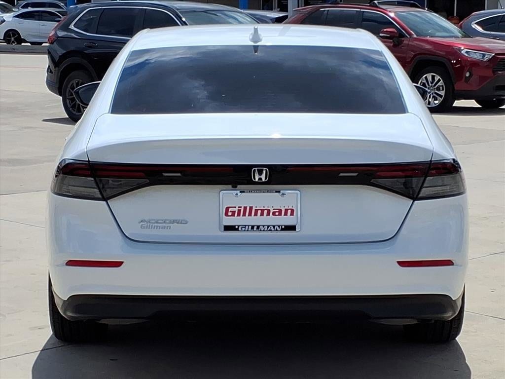 2025 Honda Accord LX - Photo 8