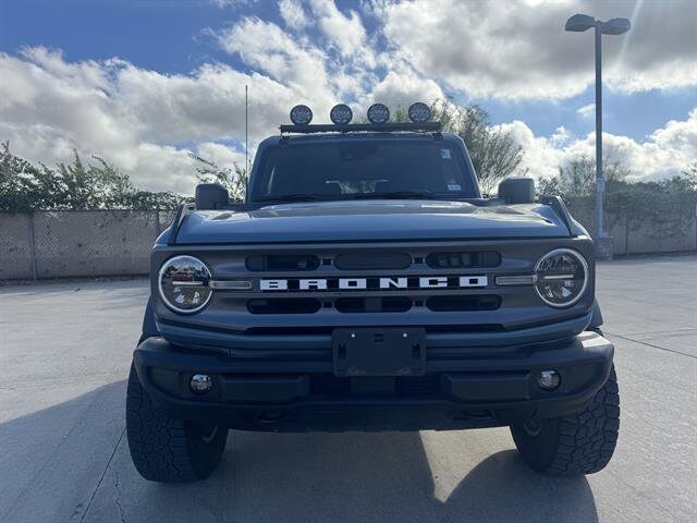 2021 Ford Bronco Outer Banks photo 2