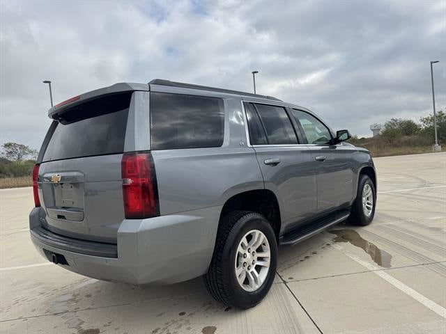 2020 Chevrolet Tahoe LT photo 3